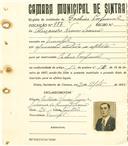 Registo de matricula de cocheiro profissional em nome de Alexandre Nunes Louro, morador no Mucifal, com o nº de inscrição 977.