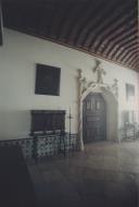 Porta de acesso à Sala Manuelina do Palácio Nacional de Sintra.
