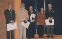 Condecoração com a medalha do Concelho de várias personalidades, entre elas Adriana Jones e Miguel Barbosa.