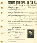 Registo de matricula de cocheiro profissional em nome de Augusto Joaquim Luís, morador em Codiceira, com o nº de inscrição 935.