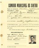 Registo de matricula de cocheiro profissional em nome de Justino Gaspar Fernandes, morador no Linhó, com o nº de inscrição 766.