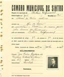 Registo de matricula de cocheiro profissional em nome de Álvaro de Castro Martins, morador em Rio de Mouro, com o nº de inscrição 705.