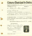 Registo de matricula de carroceiro de 2 ou mais animais em nome de Vítor João Vida Larga, morador em Cabrela, com o nº de inscrição 2045.