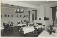  Sala de refeições da "estalagem do Conde" em Colares.