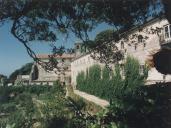 Vista parcial do Convento de Santa Ana da Ordem do Carmo.