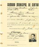Registo de matricula de cocheiro profissional em nome de Acácio Jesus Amaral, morador em Covas, com o nº de inscrição 590.