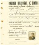 Registo de matricula de cocheiro profissional em nome de Américo Augusto Domingos Teixeira, morador em Queluz, com o nº de inscrição 971.