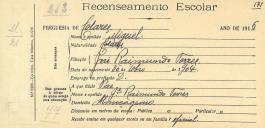 Recenseamento escolar de Miguel Torres, filho de José Raimundo Torres, morador em Almoçageme.