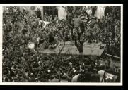 Lisboa, o dia 25 de Abril de 1974 - 19h00 - Rua do Carmo 