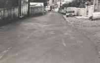 Pavimentação com betão asfáltico de uma rua em Agualva - Cacém.