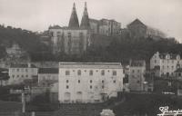 Vista parcial da Vila de Sintra com o mercado municipal e o Palácio Nacional de Sintra.