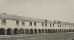 Casas para abrigo dos romeiros durante a época dos círios no Cabo Espichel.