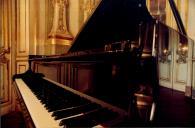 Piano na sala de musica do Palácio Nacional de Queluz. 
