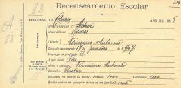 Recenseamento escolar de Augusto Carlos, filho de Domingos Nunes Carlos, morador em Colares.