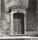 Portal lateral da Igreja de Santa Maria em Sintra.
