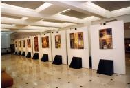 Exposição temporária de pintura no Hall do Centro Cultural Olga Cadaval, aquando da sua inauguração.