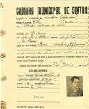 Registo de matricula de cocheiro profissional em nome de Alberto Antunes da Silva, morador em Dona Maria, com o nº de inscrição 826.