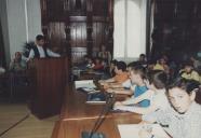 Sessão de Assembleia Infantil na sala da Nau do Palácio Valenças.