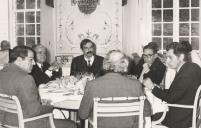 Embaixador da Bulgária e José Alfredo da Costa Azevedo, entre outras personalidades, durante um almoço no Palácio de Seteais.