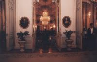 Corredor de acesso à Sala do Trono do Palácio Nacional de Queluz.