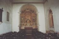 Altar da capela da quinta de Nossa Senhora do Monte do Carmo, também conhecida como quinta da Fidalga, na Agualva.