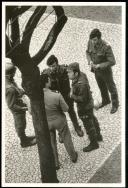 Lisboa, o dia 25 de Abril de 1974 - 17h00 - Largo do Carmo
