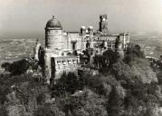 Vista aérea do palácio Nacional da Pena. 