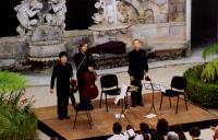 Concerto de Xuan Du / Andrei Ratnikov / Guenrik Elessin, na Quinta da Regaleira, durante o Festival de Música de Sintra.