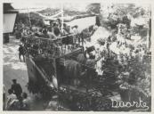 Carro alegórico durante as festas de Nossa Senhora do Cabo Espichel, na freguesia de São Martinho.