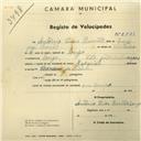 Registo de velocípede com o nº 2711, em nome de António Dias Romão, morador em A-do-Longo.