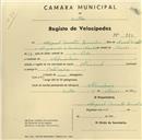Registo de velocípede de marca Nacional, com o nº 983, em nome de Miguel Duarte Quintino, morador em Abrunheira.