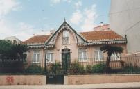 Chalé na Avenida da República em Queluz.