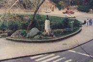 Estátua do Dr. Gregório Rafael da Silva d'Almeida na Volta do Duche em Sintra.