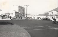 Requalificação do largo da Estação de Mem-Martins atual largo 25 de abril de 1974.