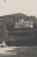 Chafariz do Rio do Porto com o palácio Valenças e a casa dos Penedos.