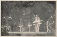 Atuação da companhia de Bailado da Gulbenkian no Parque Municipal de Sintra.