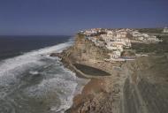 Vista parcial das arribas nas Azenhas do Mar.