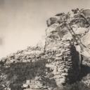 Muralhas arruinadas do Forte do Espinhaço a Sul do Cabo da Roca.