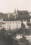 Mercado Municipal e Palácio Nacional na Vila de Sintra.