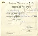 Registo de velocípede de marca Vitória, com o nº 10129, em nome de Vítor José Névoa, morador em Rua José Antunes dos Santos, Sintra.