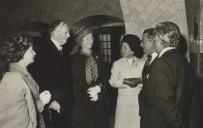 Lord Mayor de Londes durante acompanhado por António Pereira Forjaz, presidente da Câmara Municipal de Sintra, e Edith Forjaz uma visita a Sintra.