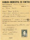 Registo de matricula de cocheiro profissional em nome de Luís Mendes, morador na Várzea de Sintra, com o nº de inscrição 981.