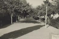 Jardim de Queluz entre a Avenida Conde Almeida Araújo e a Avenida da República.