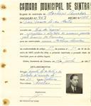 Registo de matricula de cocheiro amador em nome de Mário Macedo Sá da Costa, morador em Rio de Mouro, com o nº de inscrição 957.