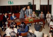 Receção da Comitiva do Município de El Jadida, Marrocos, na sala das sessões da Câmara Municipal de Sintra, com a presença do Presidente da Câmara Municipal de Sintra, Dr. Fernando Tavares de Carvalho e o Governador Civil de Lisboa, na geminação com Sintra.