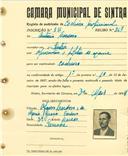 Registo de matricula de cocheiro profissional em nome de António Cardoso, morador em Sintra, com o nº de inscrição 881.