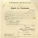 Registo de velocípede de marca Oriental, com o nº 4232, em nome de José Patrício, morador em Queluz.