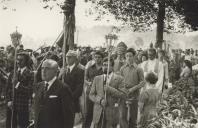 Dom António Ribeiro, Cardeal Patriarca de Lisboa, durante uma procissão na vila de Sintra.