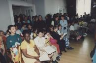 Sessão de Assembleia Infantil na sala da Nau do Palácio Valenças.