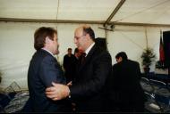 Presidente da Câmara Municipal de Sintra, Fernando Reboredo Seara e o Presidente da Federação Portuguesa de Futebol, Gilberto Madail, no lançamento da primeira pedra da casa das seleções de Sintra.